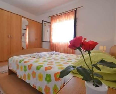 Appartamento Apartman Gordana, Poljica Vrsi Esterno foto
