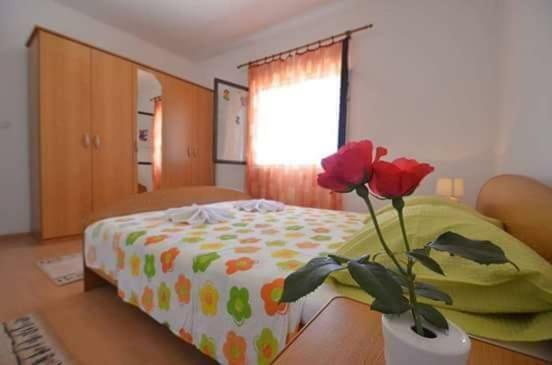 Appartamento Apartman Gordana, Poljica Vrsi Esterno foto